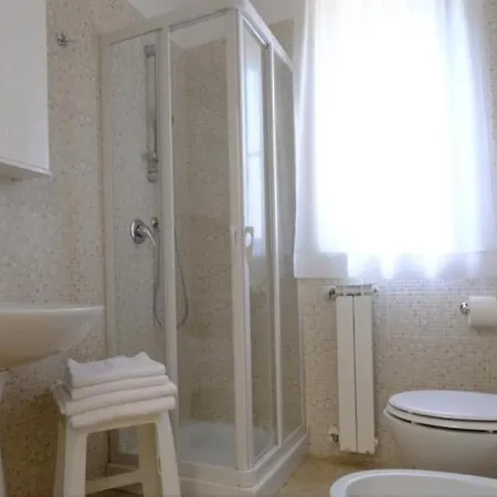 公寓 Arbi Vacanze 马蒂纳塔