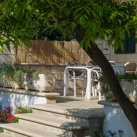 Arbi Vacanze Апартаменты Маттината